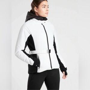 NWT Athleta Sz XXS Grace Peak Black and White Jacket